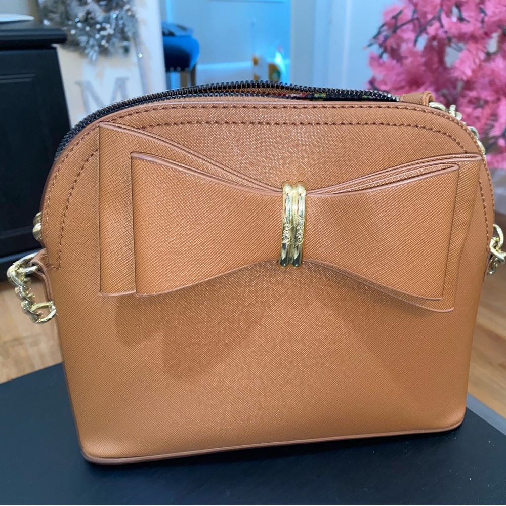 Dome Crossbody Bag